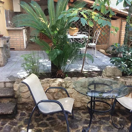 Сasa de vacaciones Villino With Garden