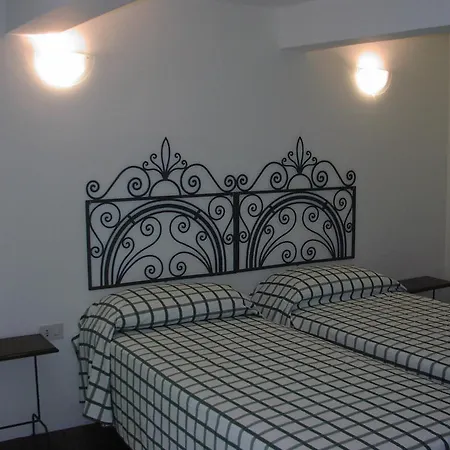 Villino With Garden Holiday home *