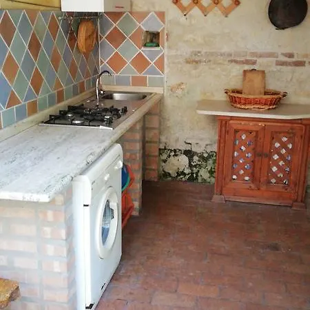 Villino With Garden Hébergement de vacances *