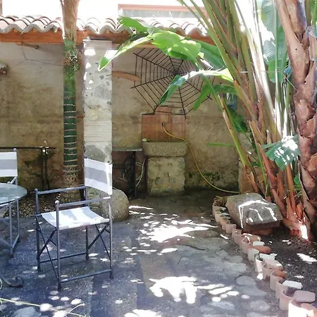 Villino With Garden Holiday home